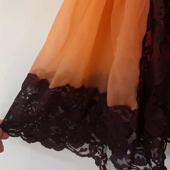 Vintage lace teddy - Picture 3 of 5